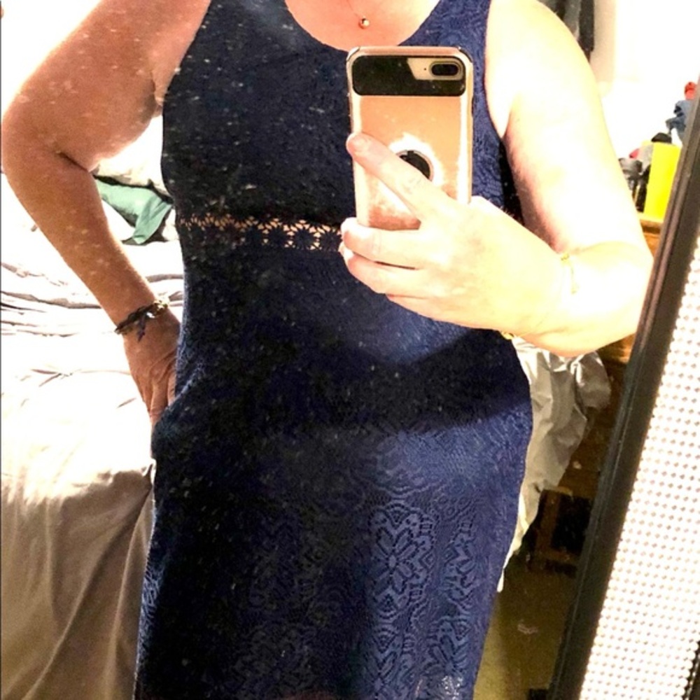 Sleeveless Empire Waist Maxi in Navy Lace